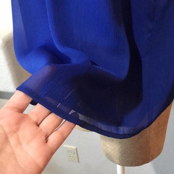 Express NWT NEW Criss Cross Strap Sleeveless Blouse Royal Blue Size S/P - Picture 4 of 8